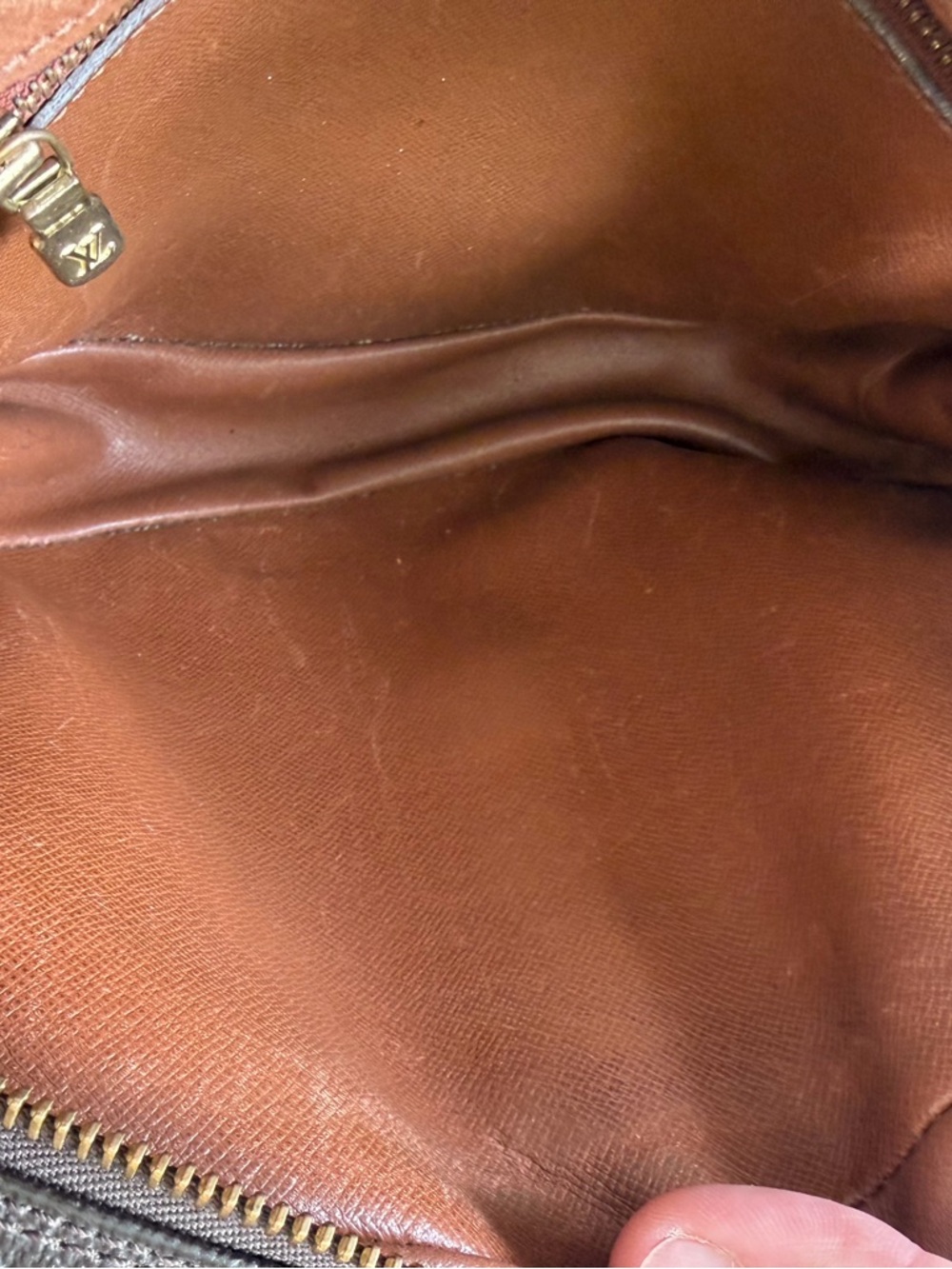 Louis Vuitton Tan Jeune Textured Leather bag - Picture 11 of 13